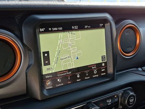 Used 2021 Jeep Gladiator Mojave AWD/4WD image 17