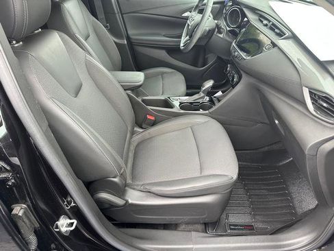 Used 2022 Buick Encore GX Preferred w/ Cold Weather Comfort Package image 18