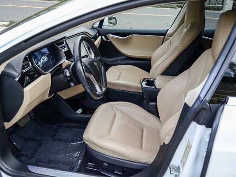 Used 2016 Tesla Model S 60 image 20