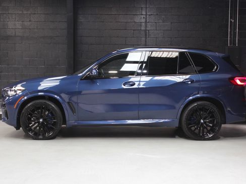 Used 2022 BMW X5 xDrive40i w/ M Sport Package AWD/4WD image 3