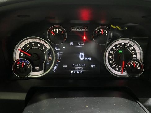 Used 2018 RAM 3500 Big Horn image 16