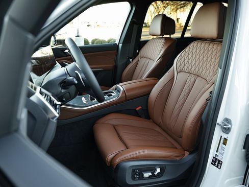 New 2026 BMW X5 xDrive40i w/ M Sport Package image 20