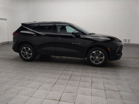 Used 2024 Chevrolet Blazer LT FWD image 11