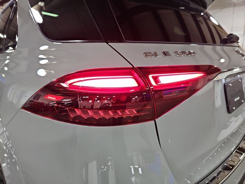 New 2026 Mercedes-Benz GLE 350 4MATIC image 36