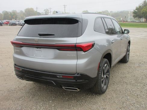 New 2026 Buick Enclave Sport Touring w/ Power Package image 5