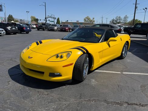 Used 2007 Chevrolet Corvette Convertible w/ Preferred Equipment Group RWD image 3