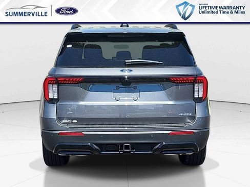 New 2026 Ford Explorer ST-Line w/ ST-Line Street Pack AWD/4WD image 5