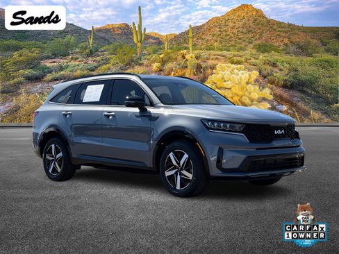 Certified 2022 Kia Sorento S image 1