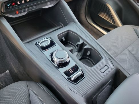 New 2026 Jeep Cherokee Laredo image 13