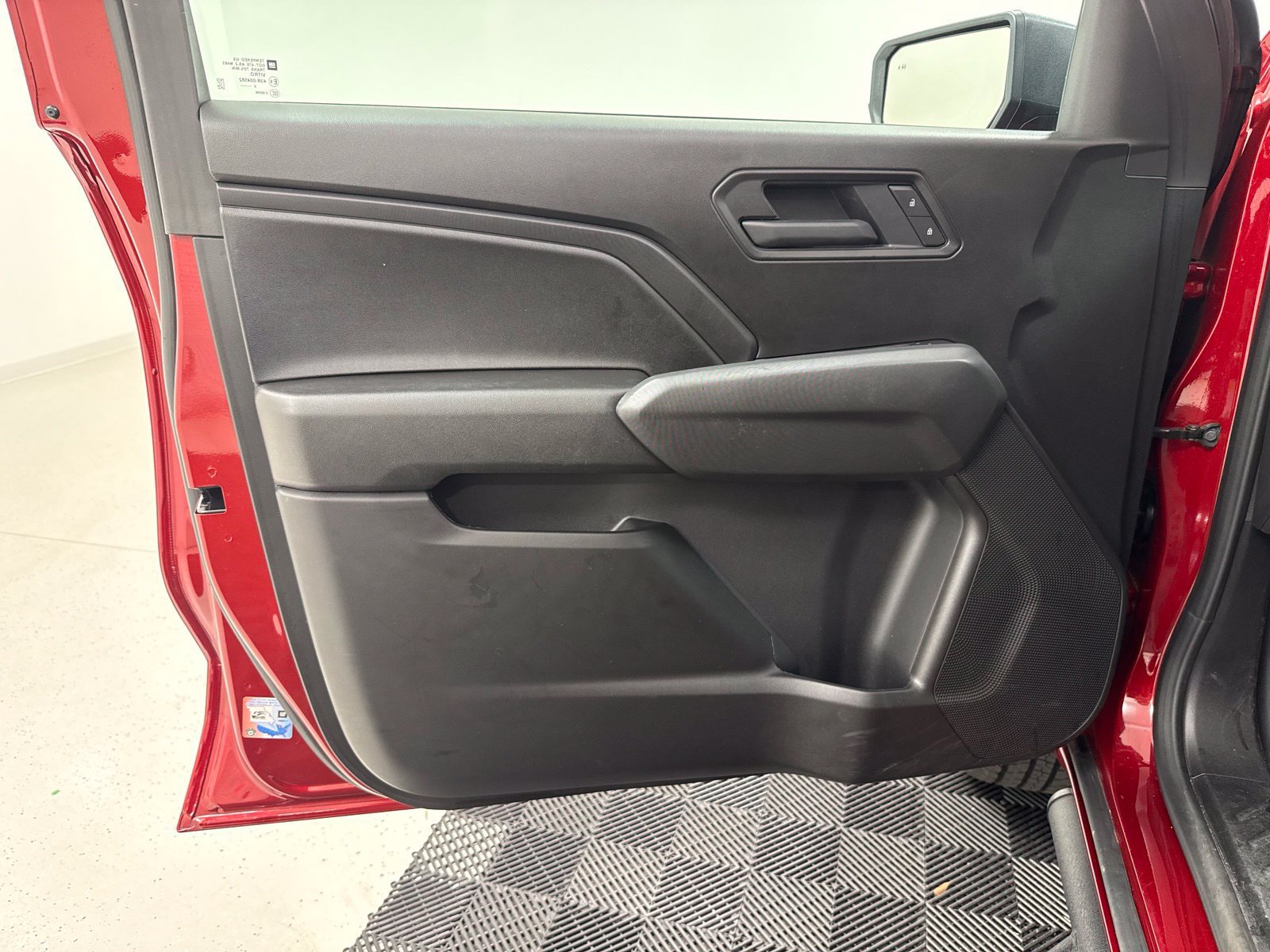 Used 2026 Chevrolet Colorado W/T w/ WT Custom Package RWD image 10