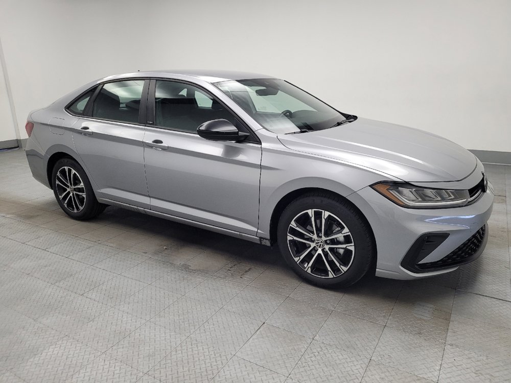 Used 2025 Volkswagen Jetta Sport FWD image 11