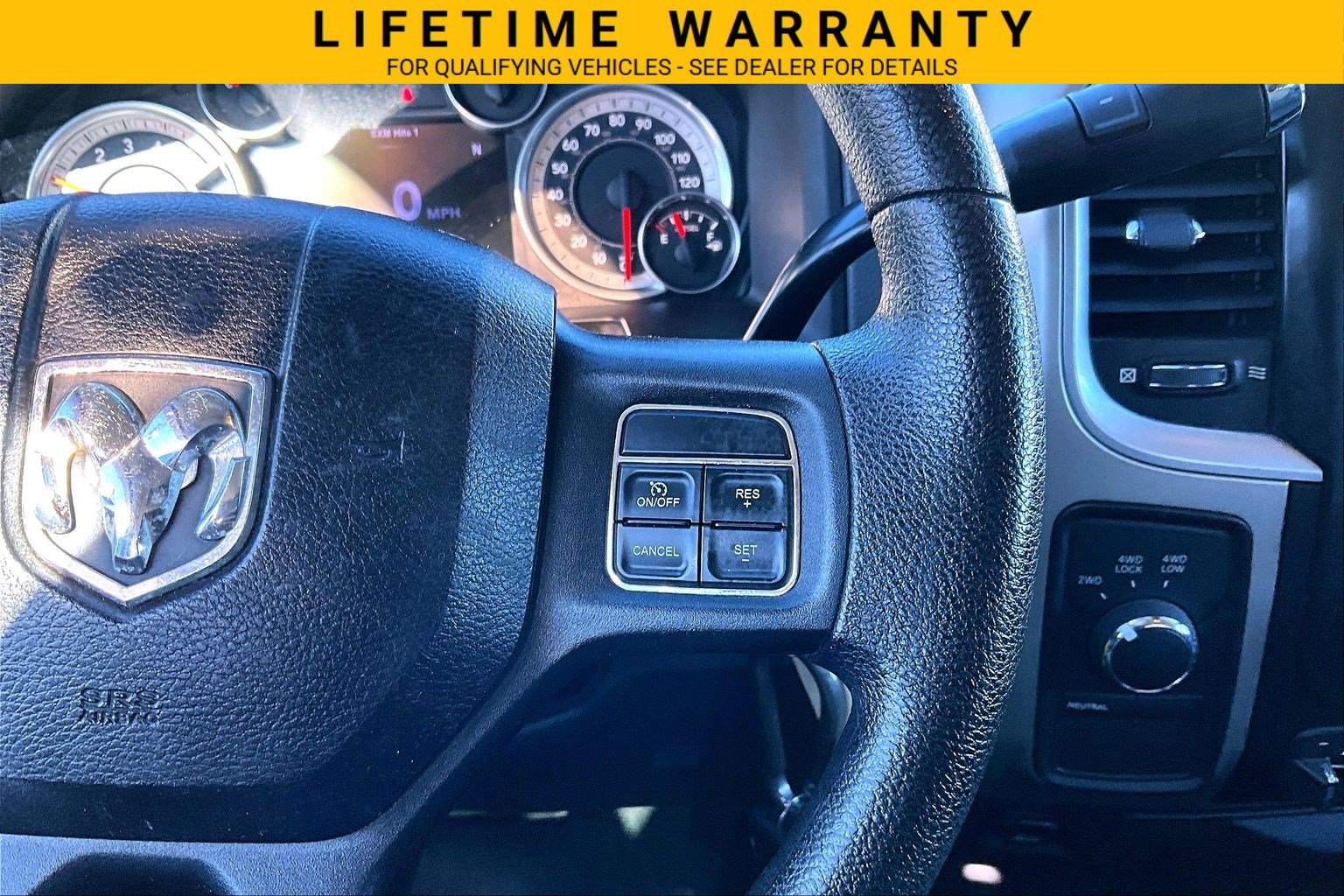 Used 2015 RAM 2500 SLT AWD/4WD image 25