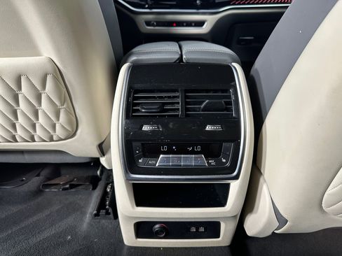 Used 2023 BMW X7 M60i w/ Executive Package image 28