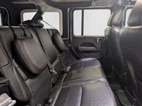 Used 2022 Jeep Wrangler Unlimited Sahara w/ Cold Weather Group image 20