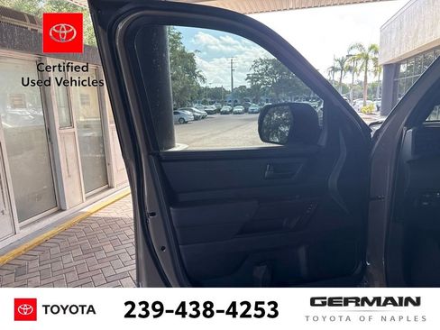 Used 2025 Toyota Sequoia TRD Pro AWD/4WD image 19