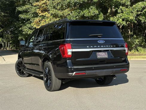 Used 2023 Ford Expedition Max XL AWD/4WD image 2