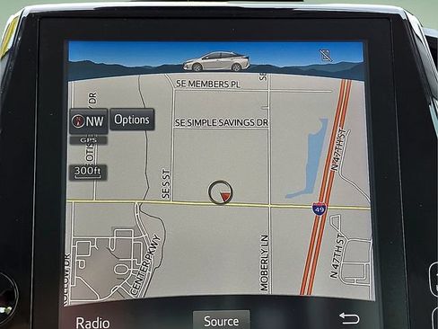 Used 2022 Toyota Prius Prime XLE FWD image 22