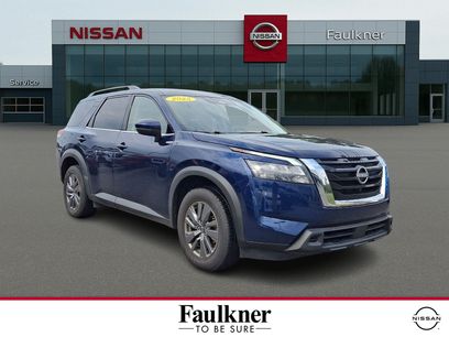 Certified 2025 Nissan Pathfinder SV