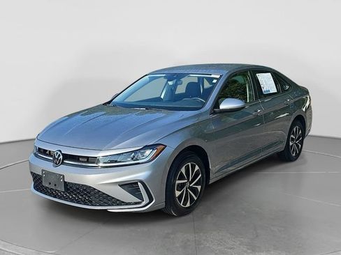 Used 2025 Volkswagen Jetta S FWD image 4