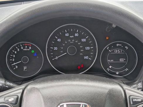Used 2018 Honda HR-V EX image 26