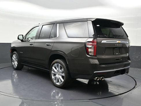 Used 2021 Chevrolet Tahoe High Country w/ Premium Package image 3