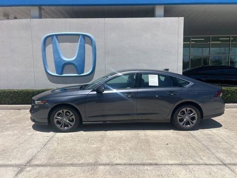 Used 2023 Honda Accord EX image 5