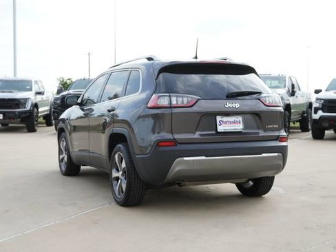 Used 2019 Jeep Cherokee Limited FWD image 7