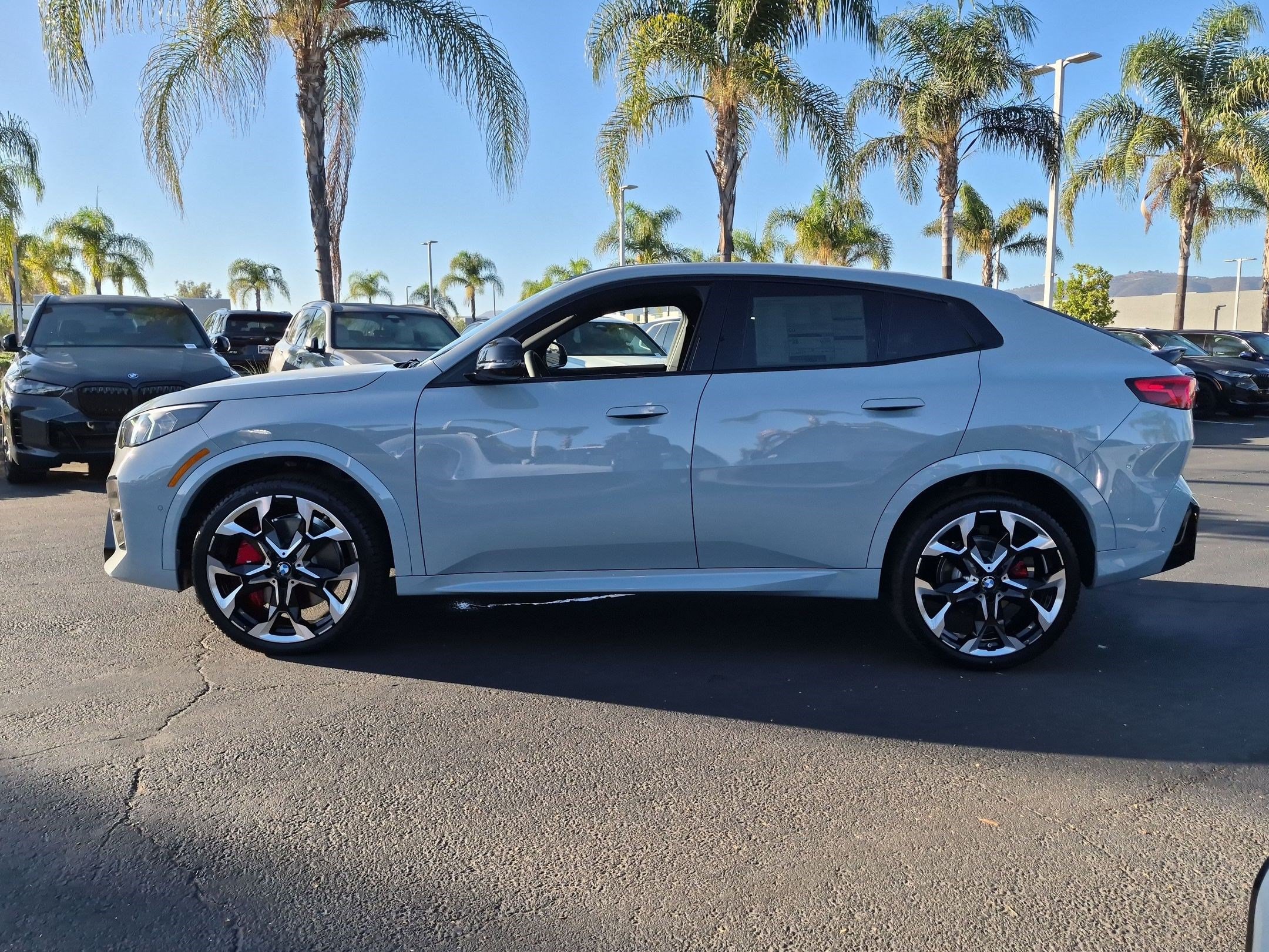 New 2026 BMW X2 xDrive28i w/ Technology Package AWD/4WD image 7