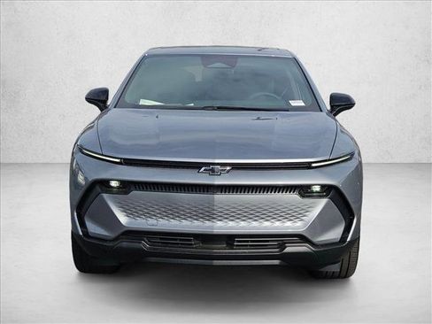 New 2026 Chevrolet Equinox EV LT image 6