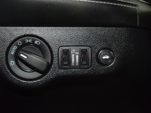 Used 2023 Dodge Challenger SRT Hellcat w/ Driver Convenience Group RWD image 35