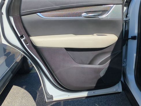 Certified 2021 Cadillac XT5 Sportv image 25