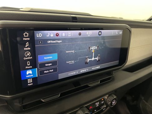 Used 2025 Jeep Wrangler Sport S image 29