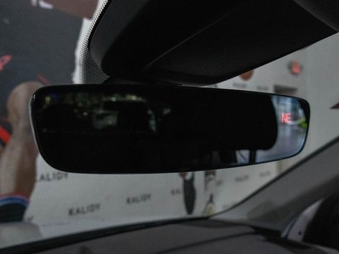 Used 2022 Audi Q7 Premium Plus image 12