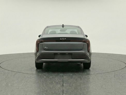 Used 2025 Kia K4 LXS image 7