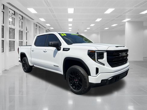 Used 2024 GMC Sierra 1500 Elevation AWD/4WD image 3