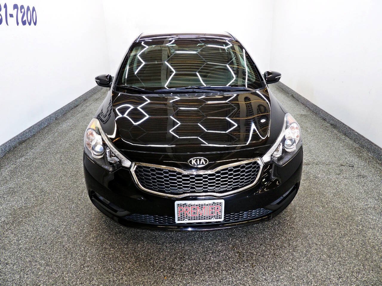 Used 2015 Kia Forte EX FWD image 2