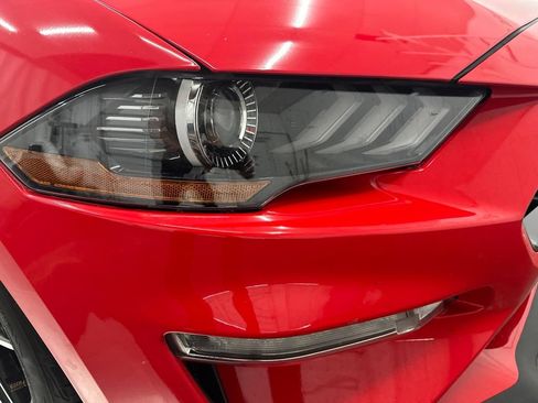 Used 2020 Ford Mustang GT Premium RWD image 13
