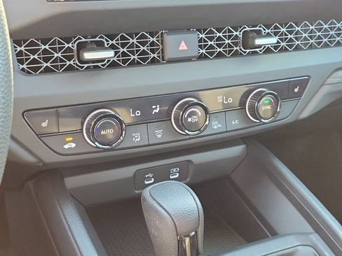 Certified 2023 Honda Accord EX image 27