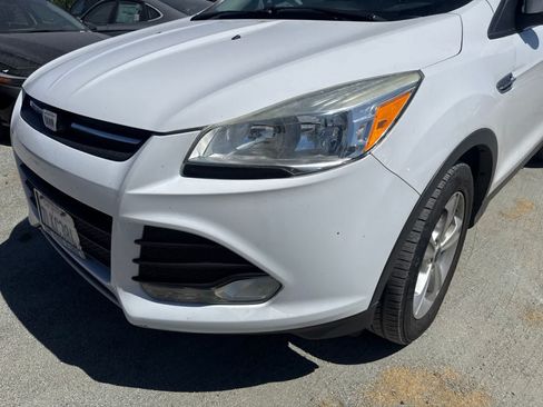Used 2015 Ford Escape SE w/ Equipment Group 201A FWD image 7