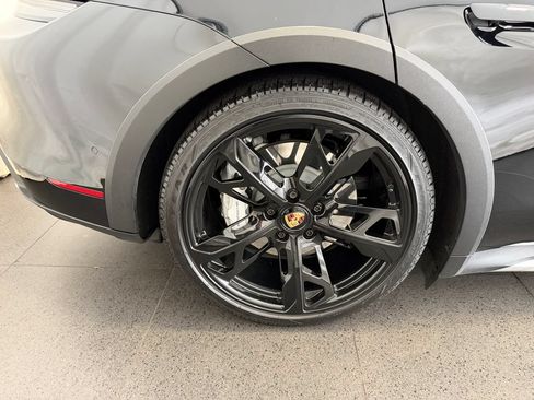 Certified 2023 Porsche Taycan Turbo AWD/4WD image 12