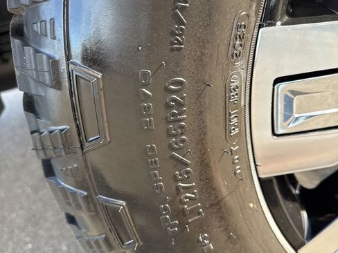 Used 2025 GMC Sierra 2500 Denali image 37