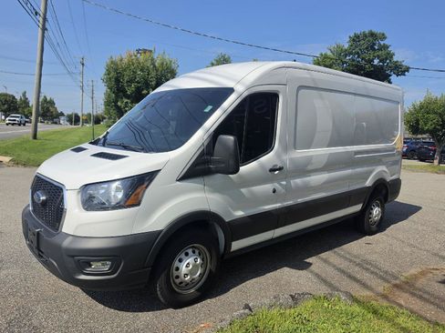 Used 2025 Ford Transit 250 148 Medium Roof Extended AWD w/ Exterior Upgrade Package image 7