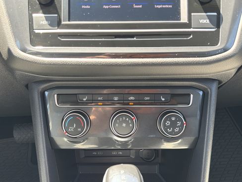 Used 2024 Volkswagen Tiguan S AWD/4WD image 18