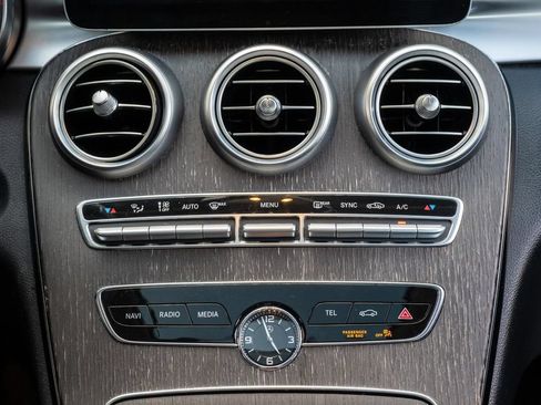 Used 2019 Mercedes-Benz C 300 Sedan image 20
