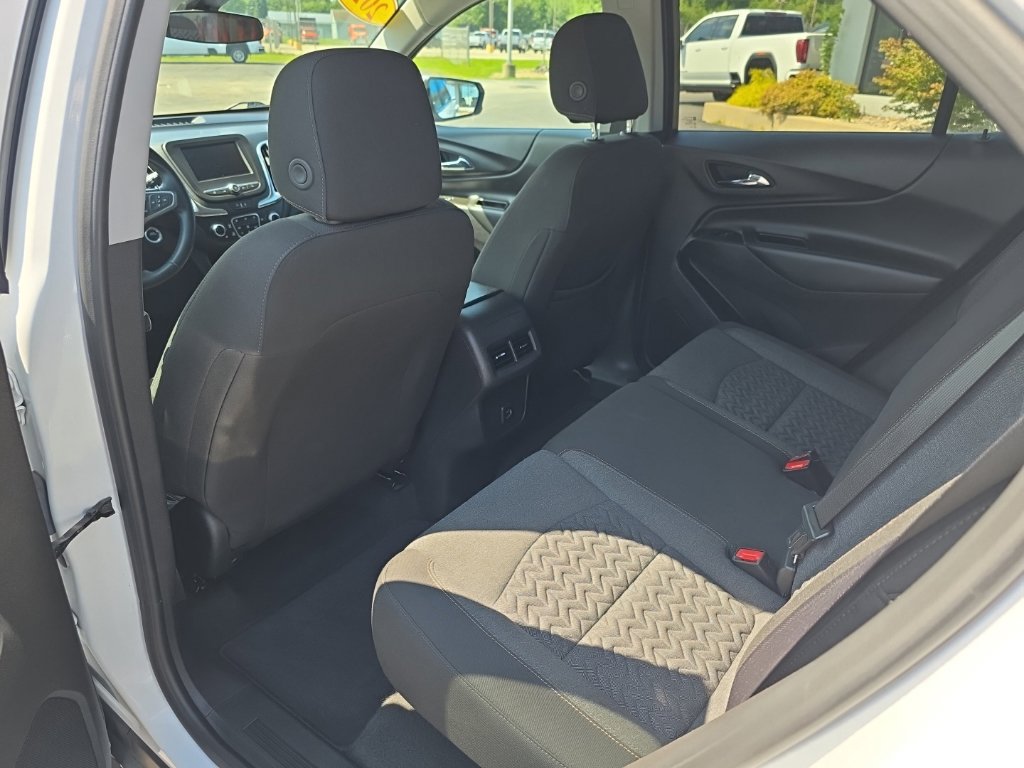 Used 2024 Chevrolet Equinox LT AWD/4WD image 26