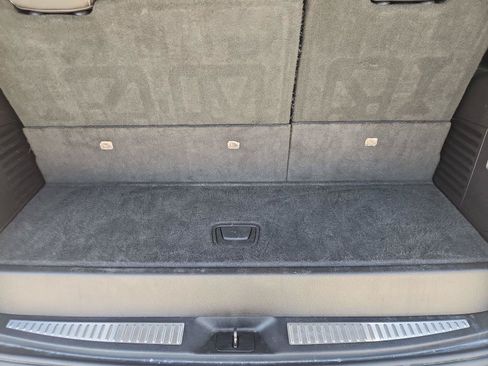 Used 2019 Chevrolet Tahoe LT w/ Luxury Package AWD/4WD image 26