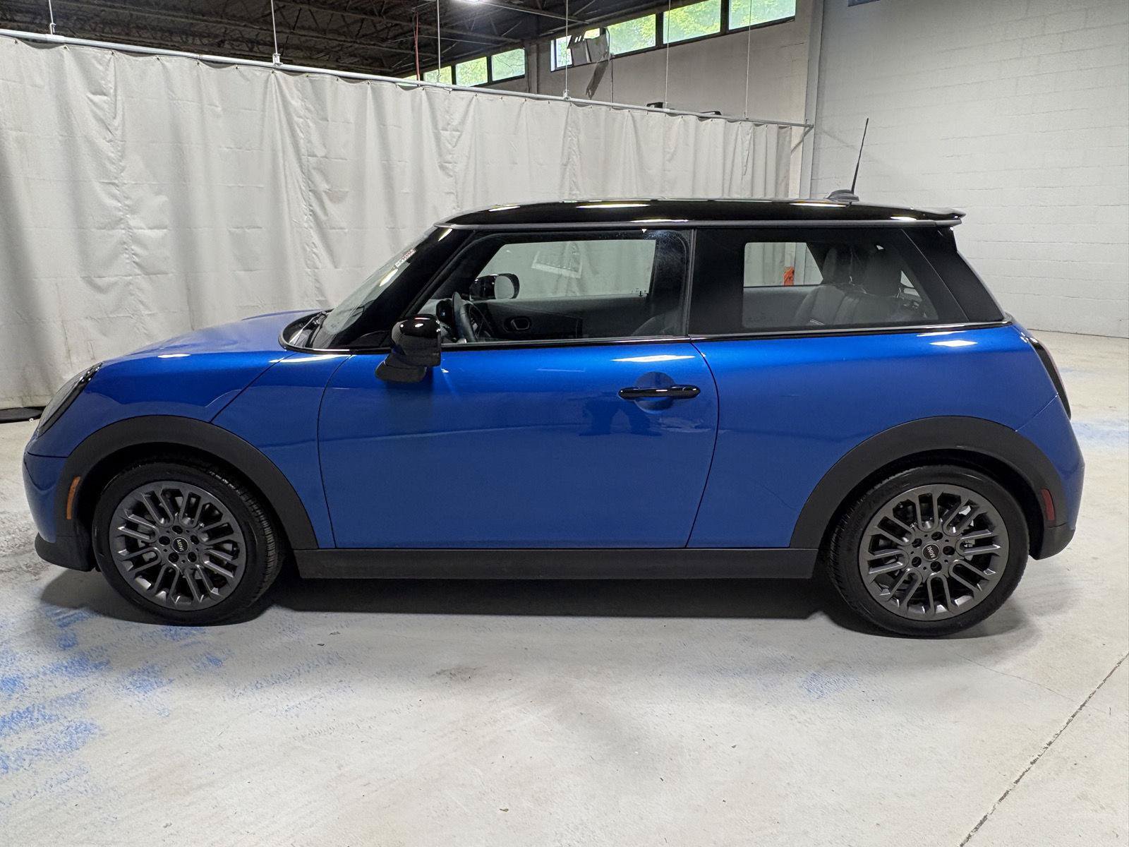 Used 2026 MINI Cooper S FWD image 12
