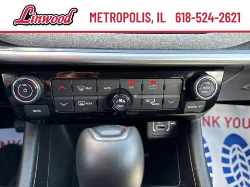 Used 2022 Jeep Compass Latitude w/ Sun and Sound Group AWD/4WD image 24