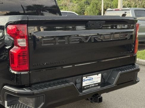 Used 2024 Chevrolet Silverado 1500 Custom Trail Boss w/ Turbomax Blackout Package AWD/4WD image 11