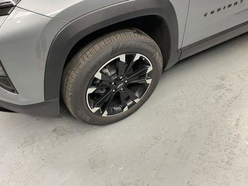 New 2026 Chevrolet Equinox RS AWD/4WD image 4